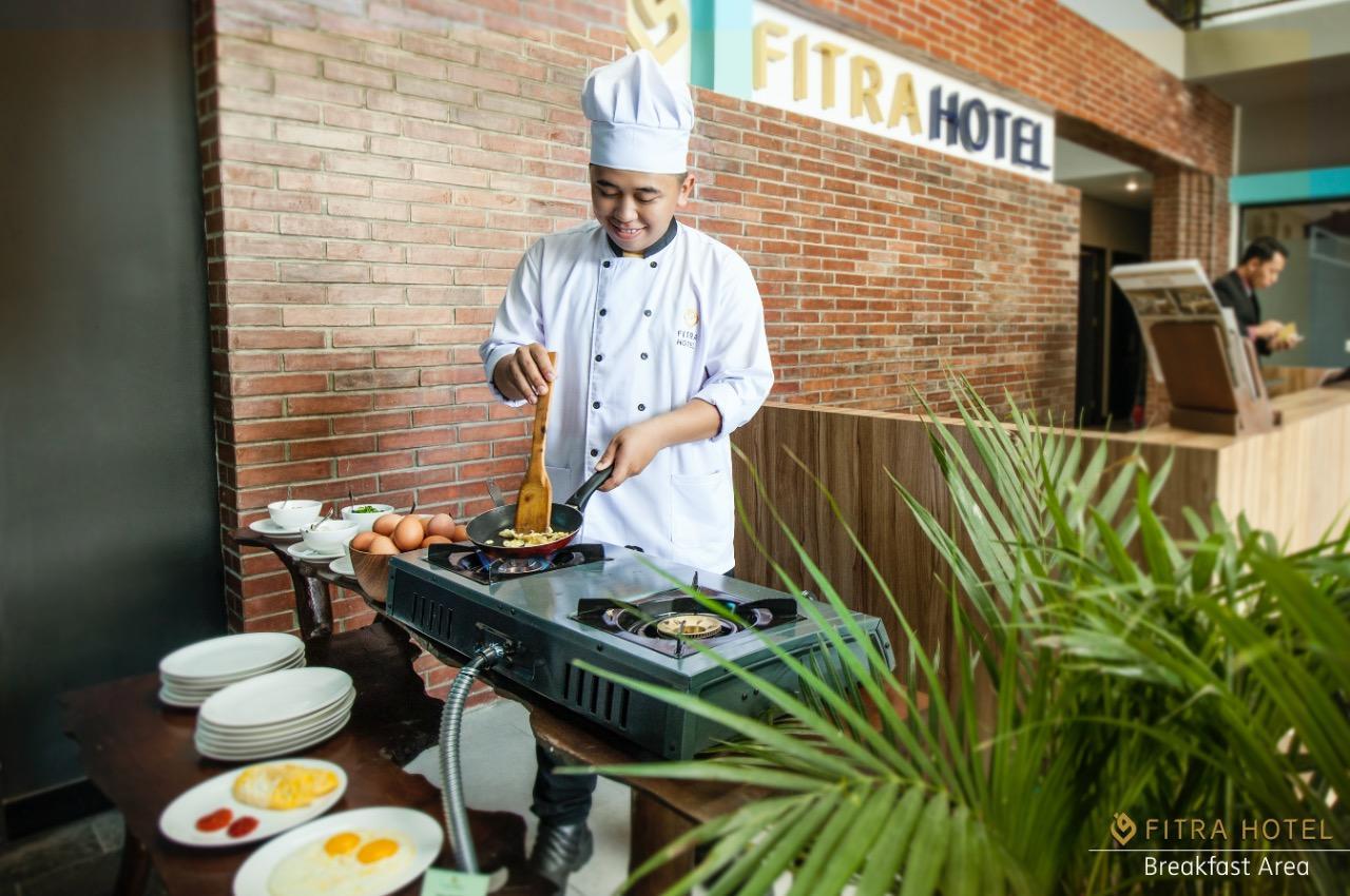 Fitra Hotel Majalengka Buitenkant foto
