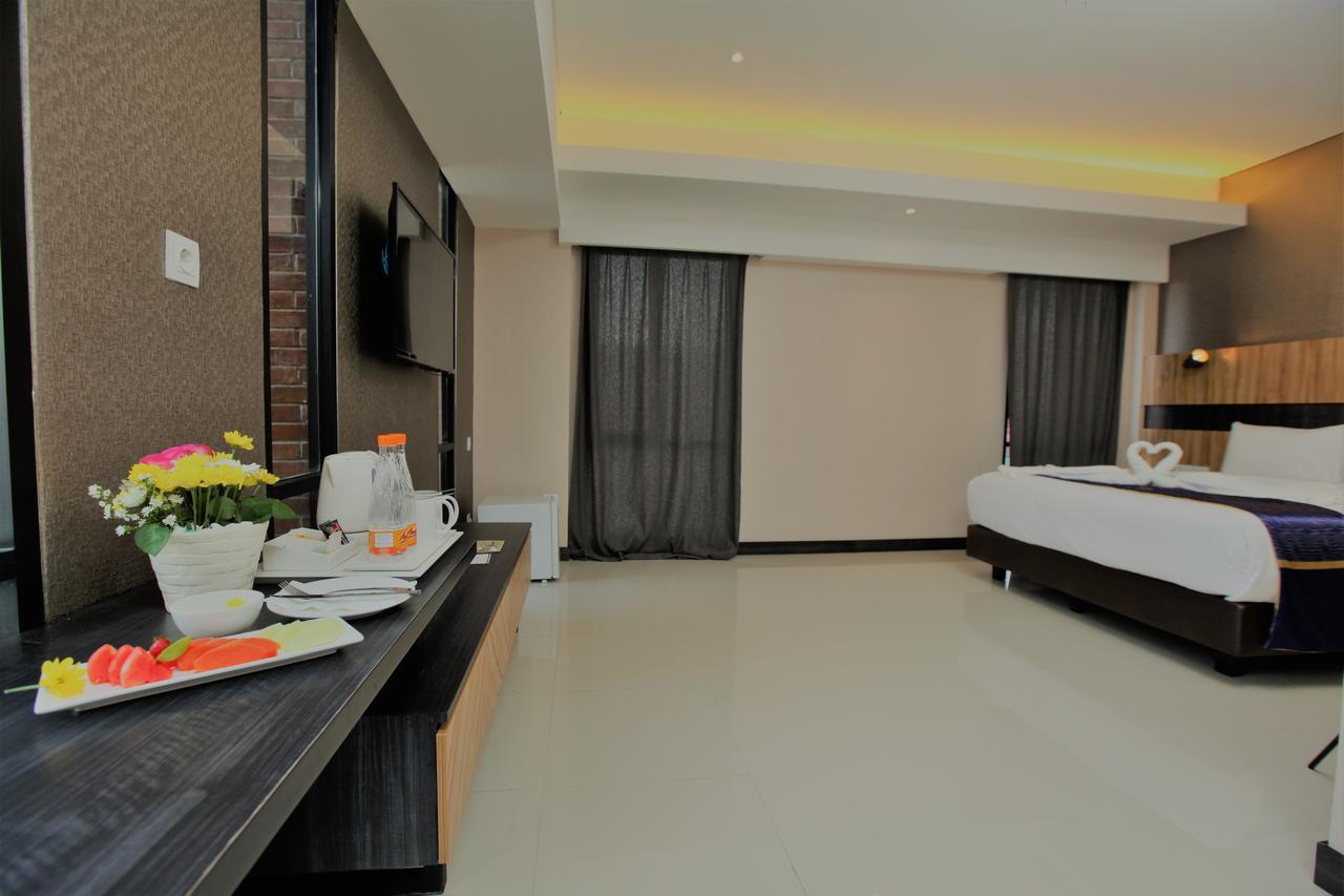 Fitra Hotel Majalengka Buitenkant foto